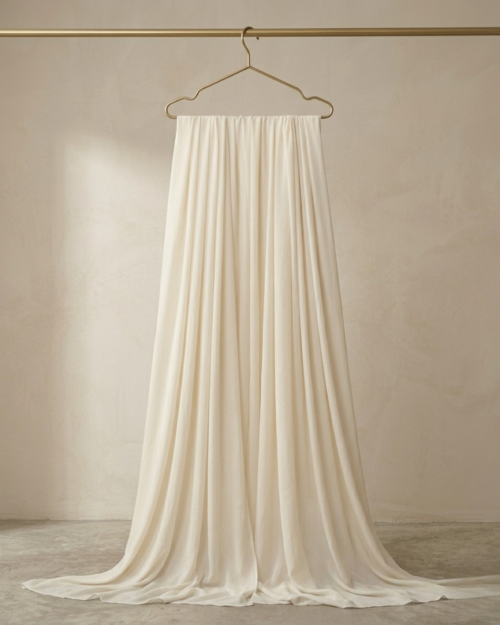 The Off White Chadar