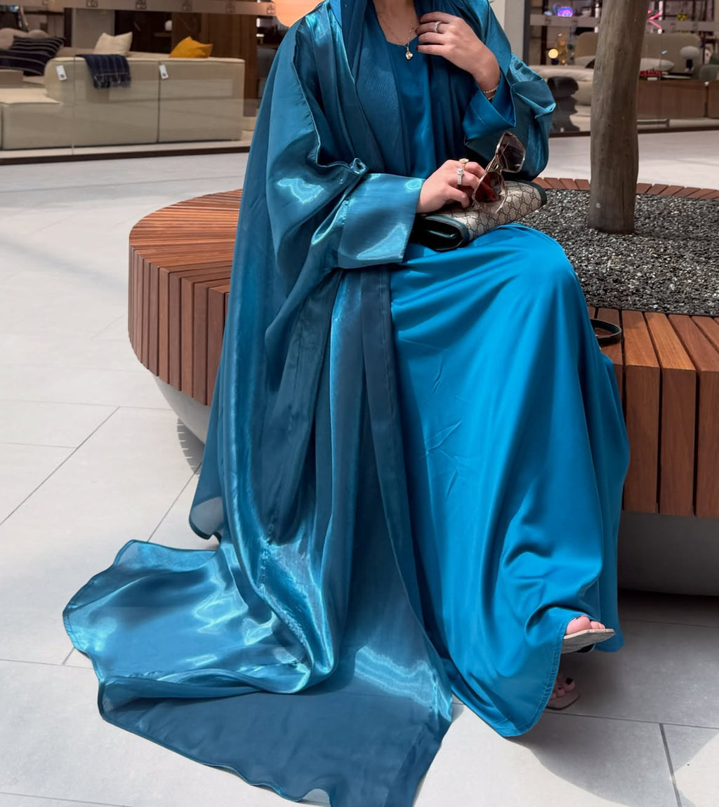 Turquoise Hour | Luxury Arabic Robe Set