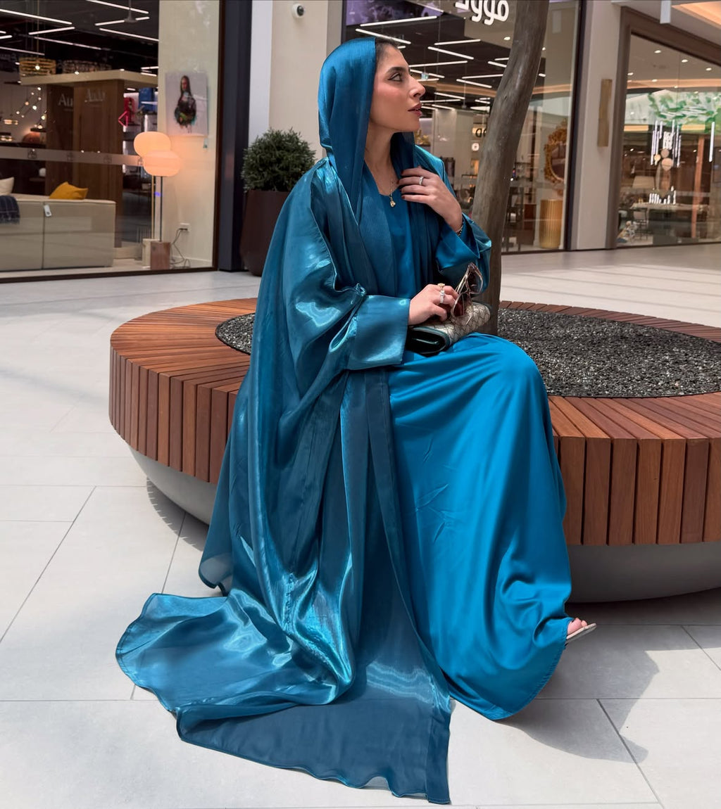 Turquoise Hour | Luxury Arabic Robe Set