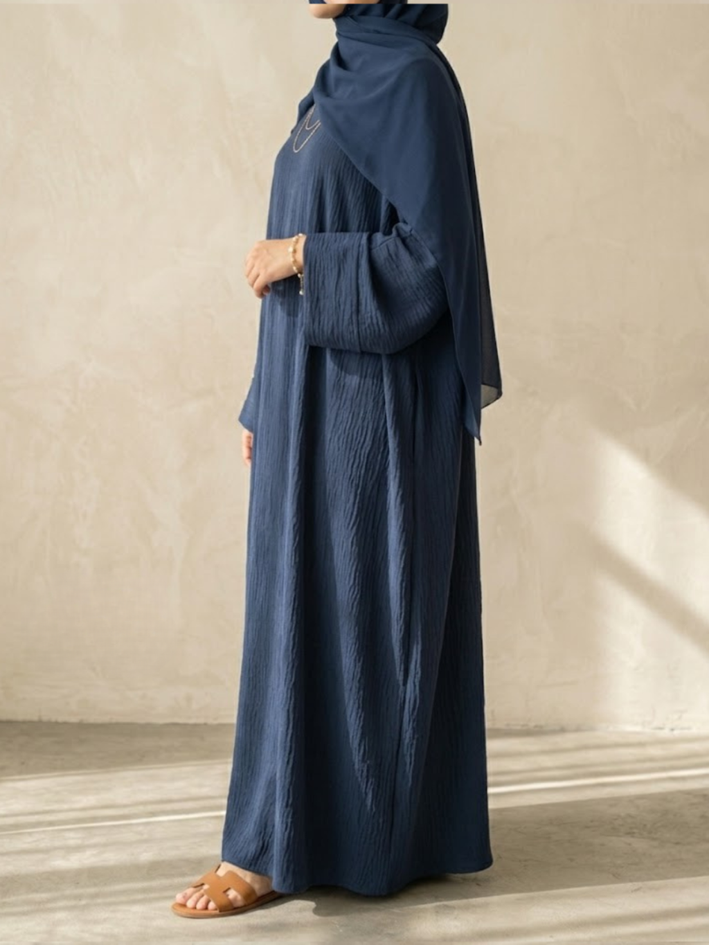 The Navy Crinkle Abaya