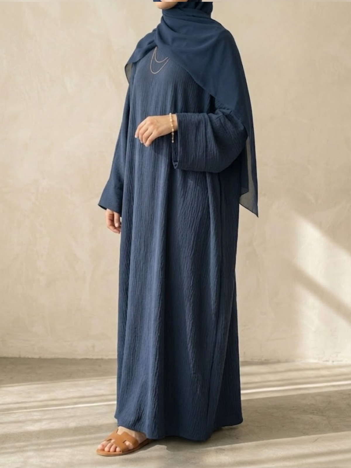 The Navy Crinkle Abaya