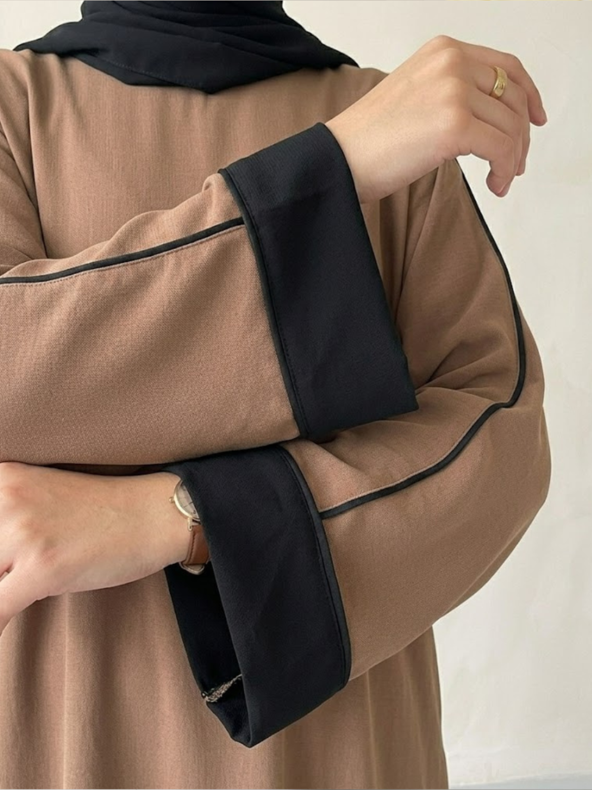 The Caramel & Black Abaya