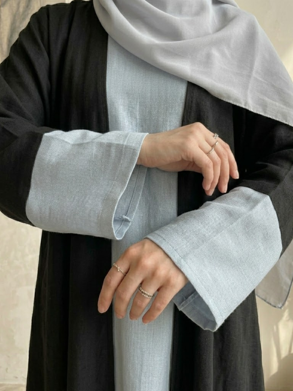 The Black & Grey Colorblock Abaya