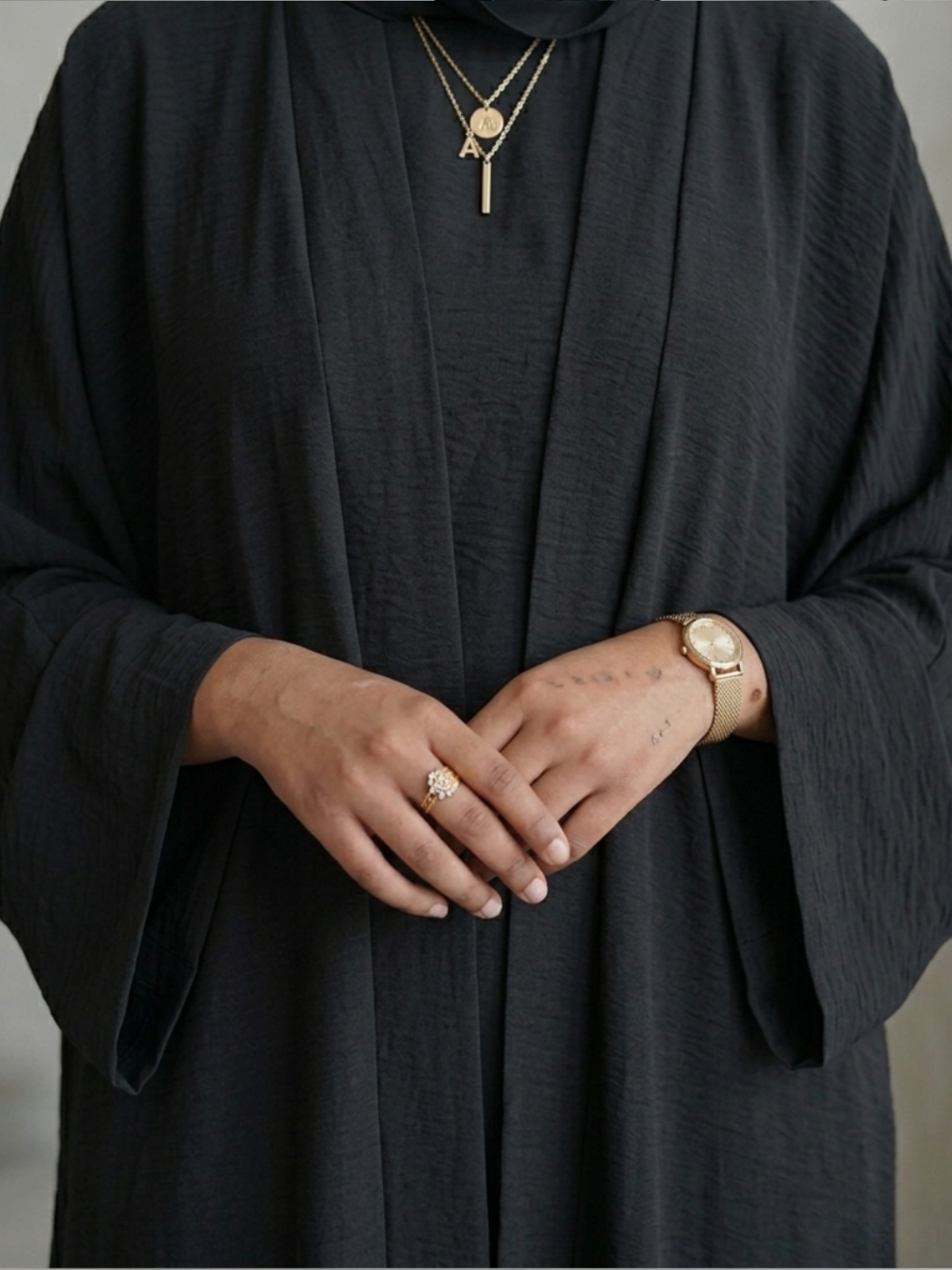 The Crinkle Black Abaya