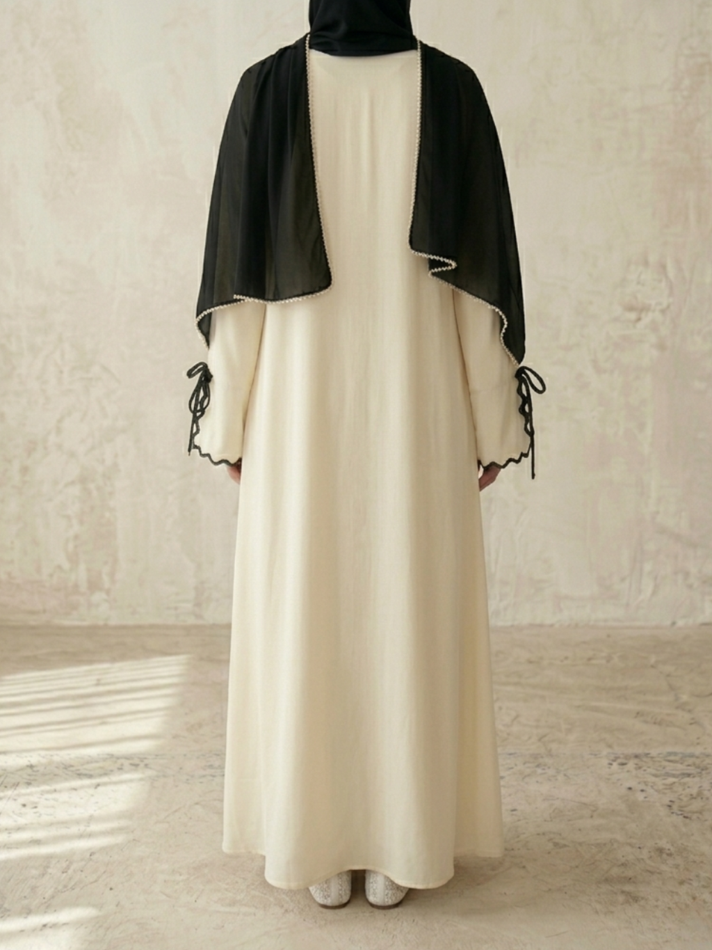 The Cream Scallop Abaya