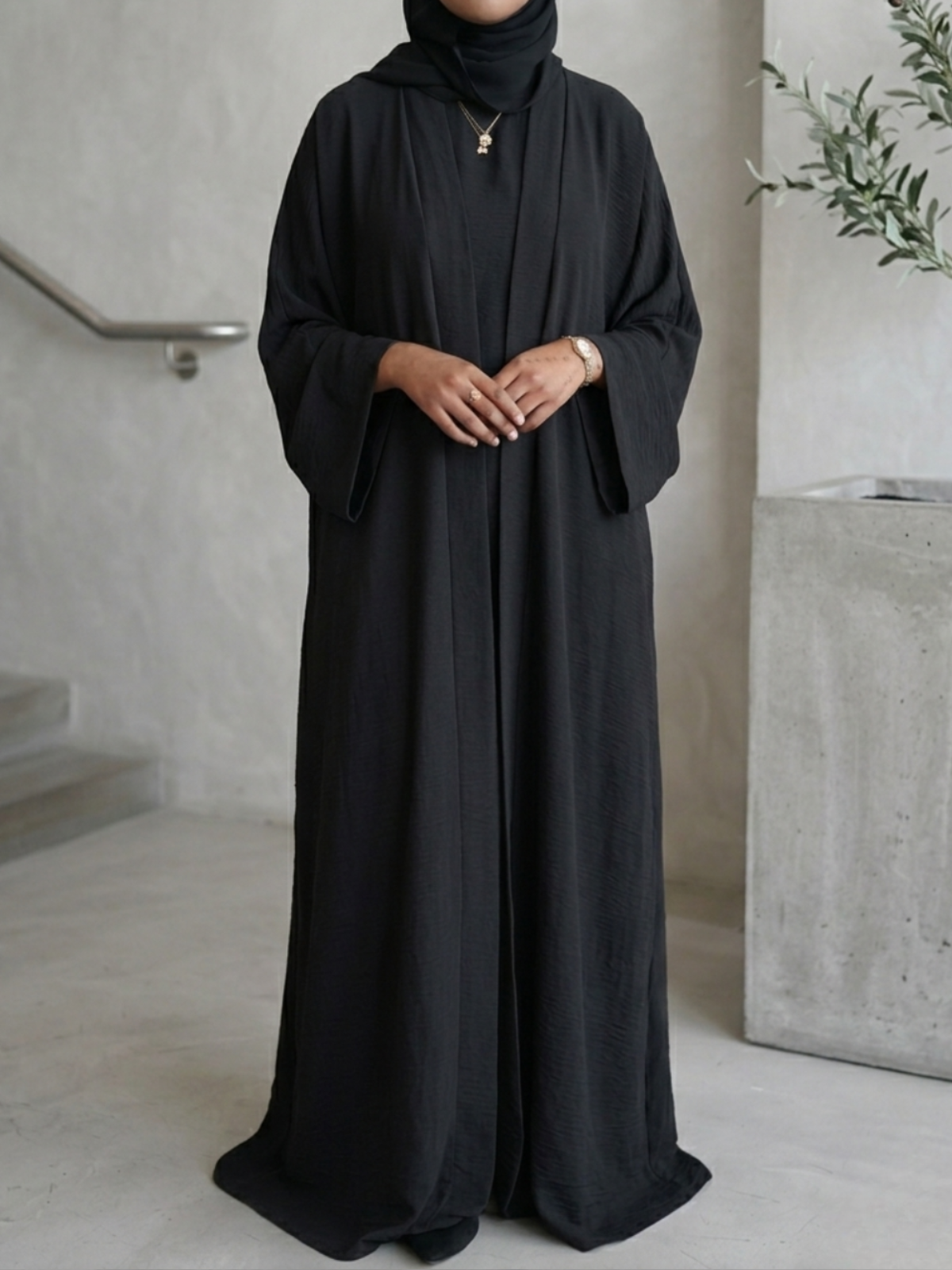 The Crinkle Black Abaya