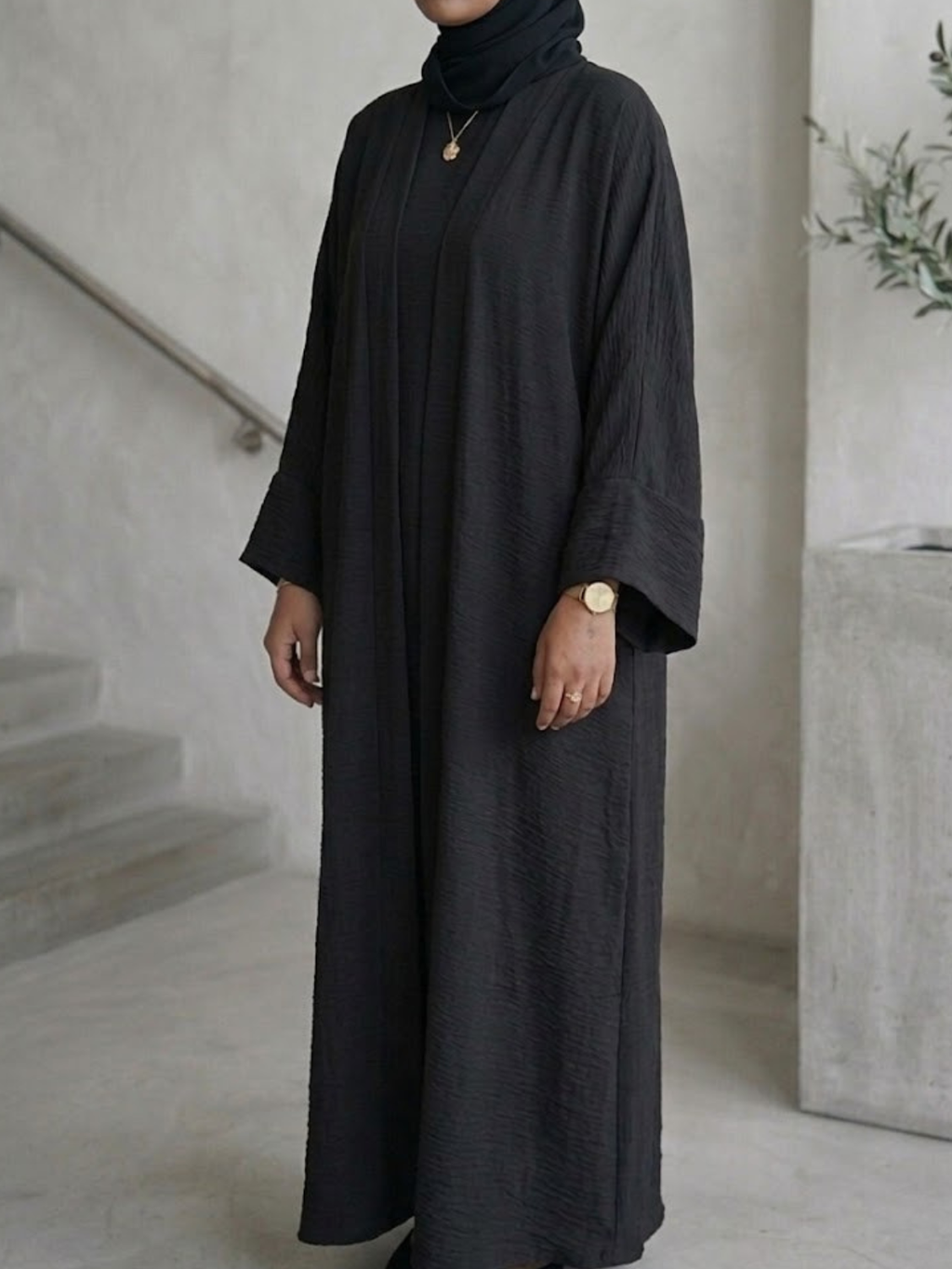 The Crinkle Black Abaya